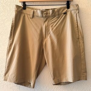 TRAVIS MATHEW Men’s Khaki Flat Front Shorts Size 32